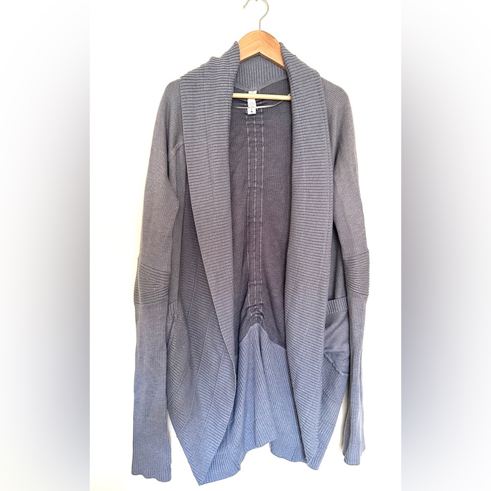 Lululemon Transformation Knit Open Sweater Women’s Gray Sz 6 Pockets side